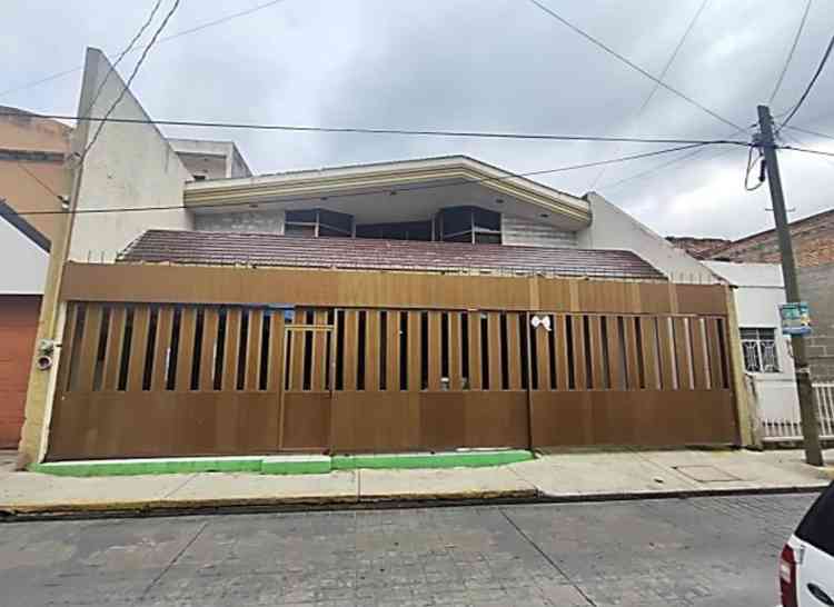 casa en venta_en renta calle nicolas bravo poniente centro tepic nayarit pYFbQJj